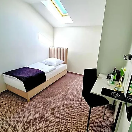 Via Bed & Breakfast 4*